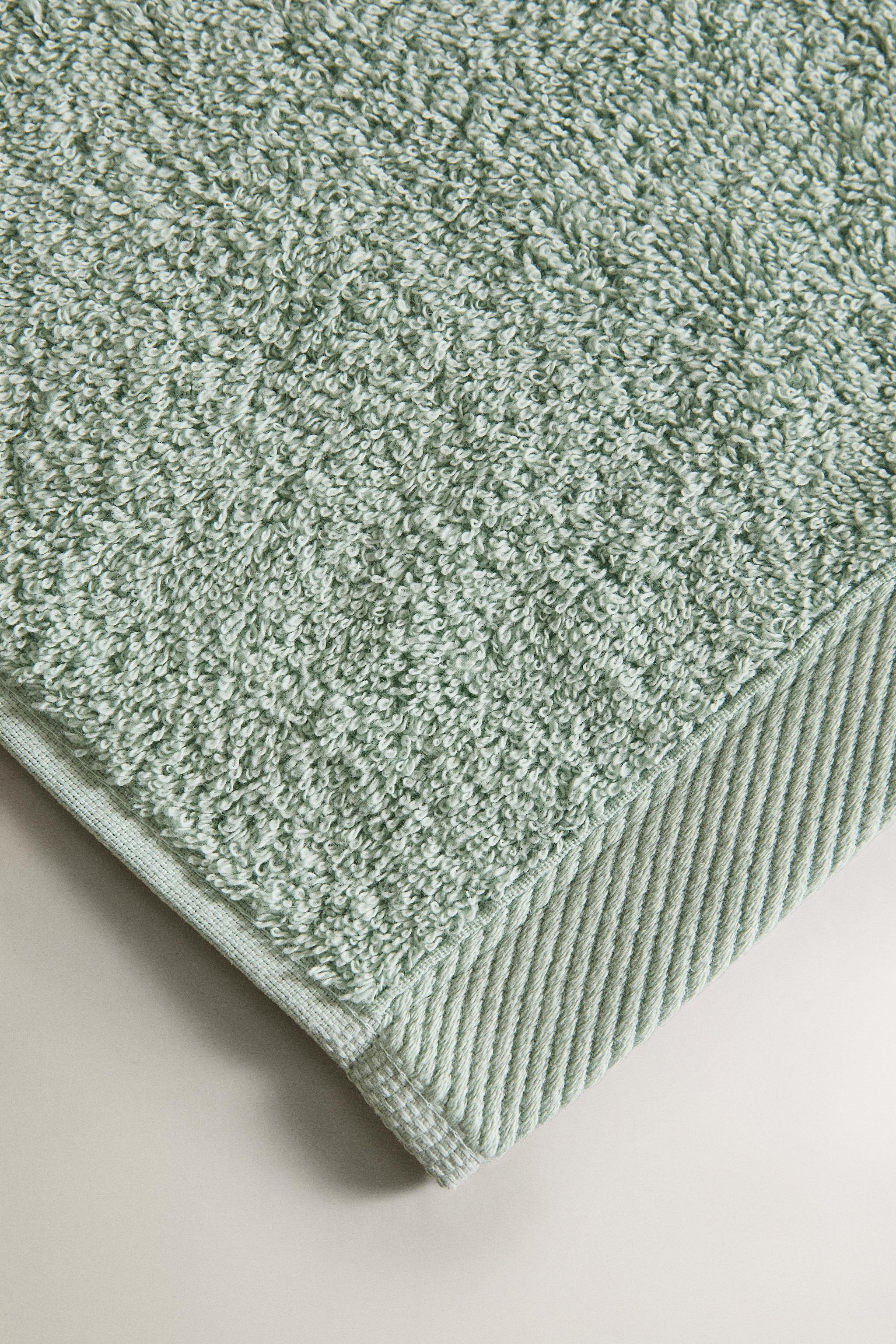 PLAIN COTTON TERRYCLOTH BATH TOWEL (500 GXM²)